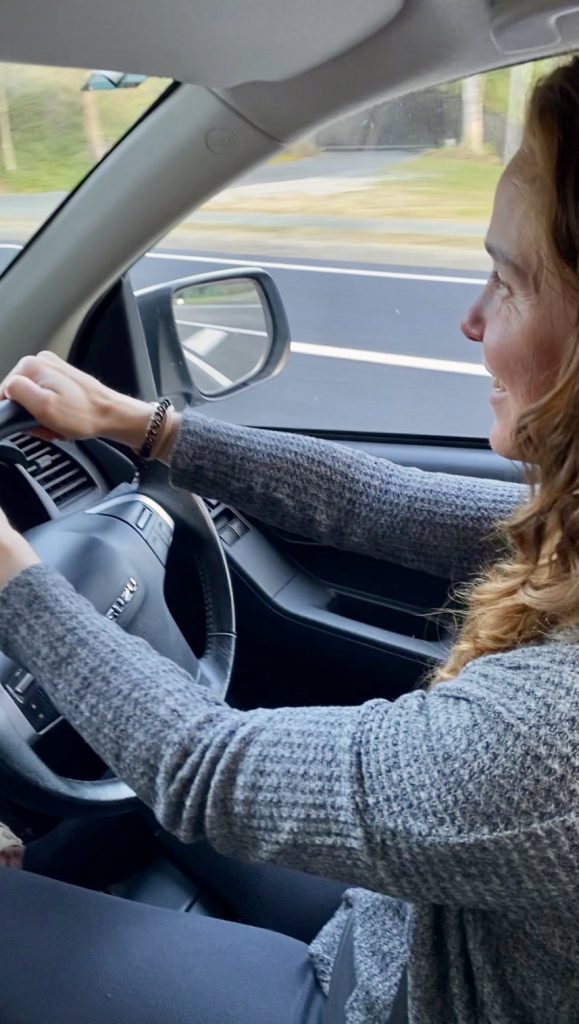 Jessica Valiant driving in Australia for the first time